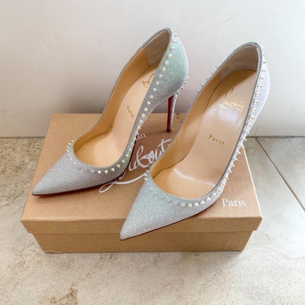 Christian Louboutin Anjalina 100m Pumps